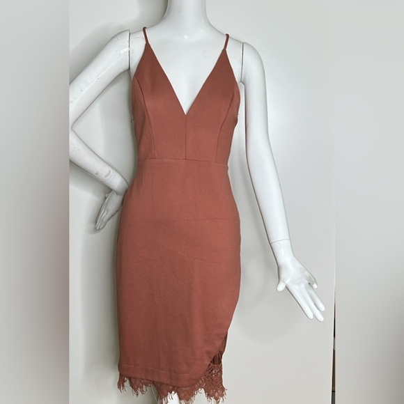 ASTR Sz S Body Con Stretch with Lace Racerback Coral Cedar Dress - Picture 2 of 8